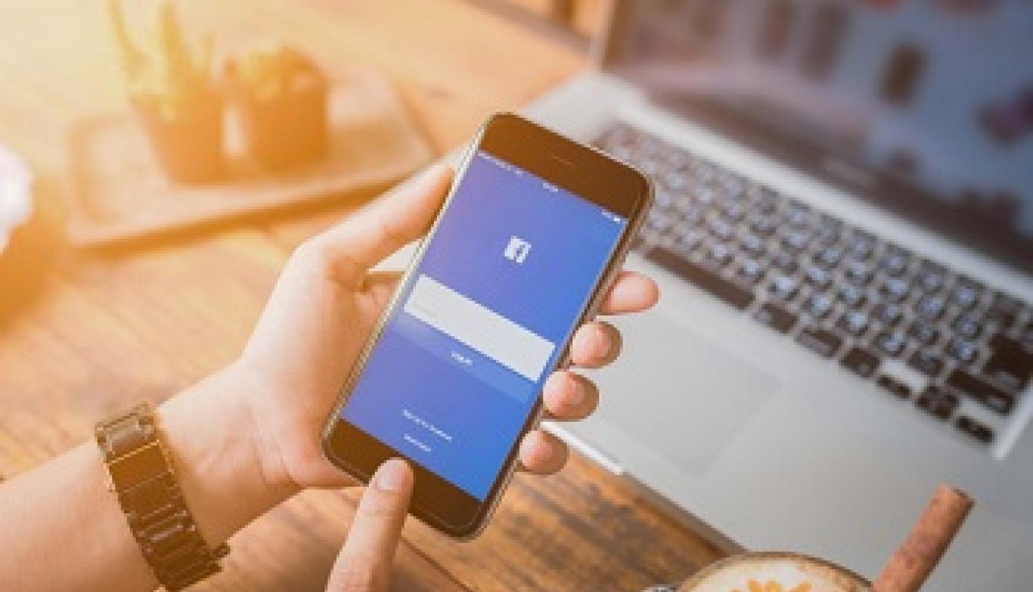 Facebook ievēro Eiropas Komisijas un patērētāju tiesību aizsardzības iestāžu prasības mainīt noteikumus un patērētājiem skaidrot datu izmantošanu