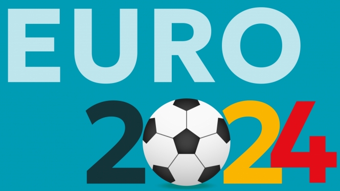 Baneris - uzraksts Euro 2024 un futbola bumba